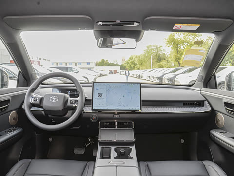 2025 Toyota Bz3x Image 15